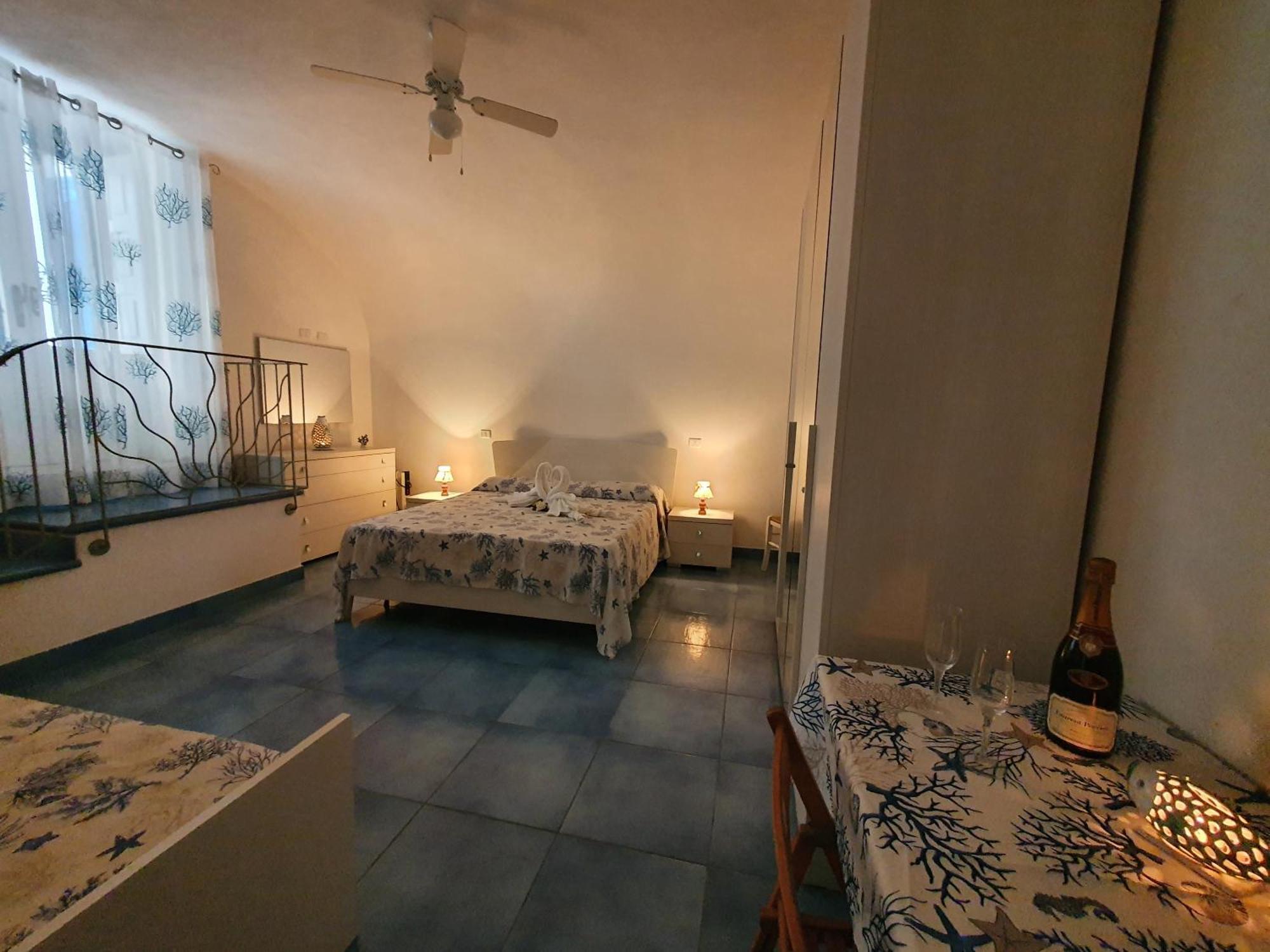 Casa Acqua Marina Ponzaアパートメント エクステリア 写真